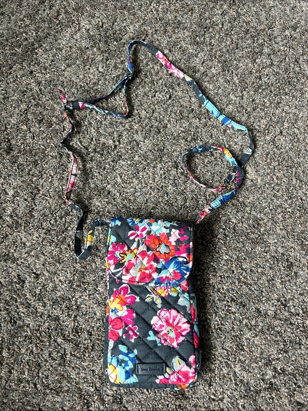 Vera Bradley Quilted Floral Crossbody Phone Pouch - Multicolor on Charcoal